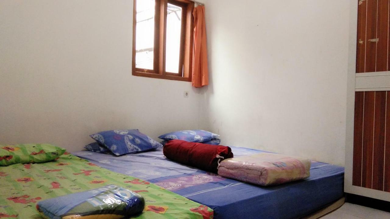 Jiddan Syariah Redpartner Hotel Lembang Exterior foto